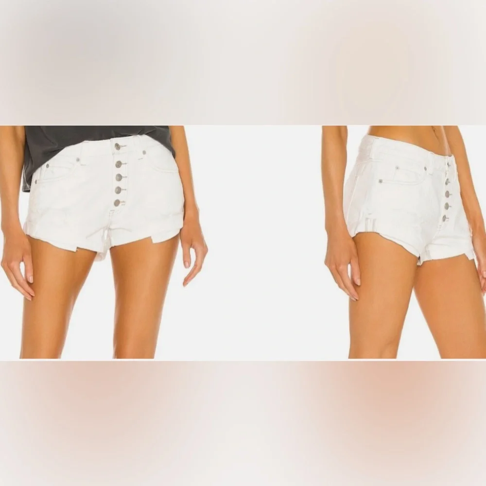 FREE PEOPLE ROMEO cuffed denim shorts Excellent Condition Size 28